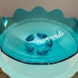 Tupperware Elegant Illusion Sheerly Acrylic Aqua Blue Salad/Fruit Bowl